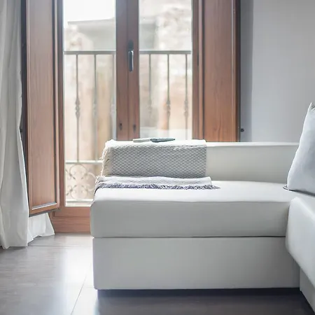 Circus House, Tarracohomes