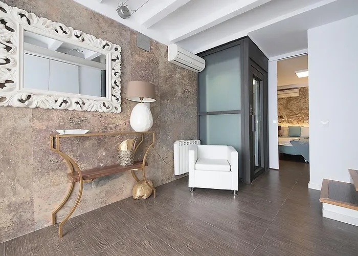 Circus House, Tarracohomes Holiday home